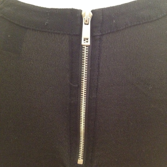 FOREVER21 Short Sleeve Crop Top Black - Picture 6 of 7